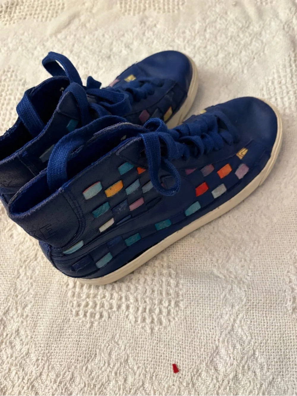 Nike Women’s Blue High-Top Sneakers with Multicolor Weave